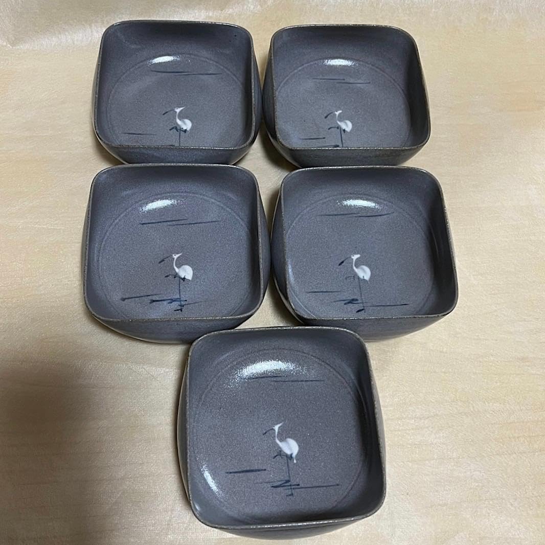 たち吉  四方小鉢 Amazon.co.jp: たち吉 染付輪花 小鉢5個セット 箱あり : ホーム
